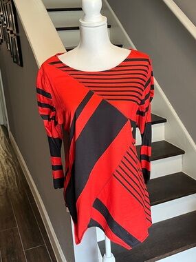 Red and Black Striped Tunic Top Sz. Lg. Worn once with leggings.
